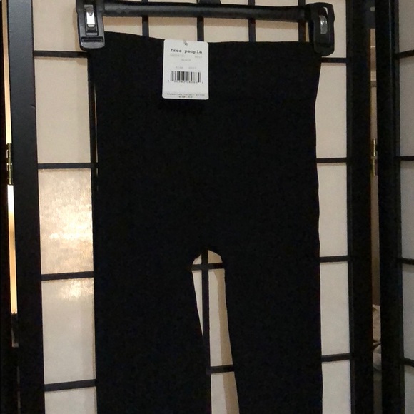 NWT Free People black leggings size XS/S - Picture 4 of 5